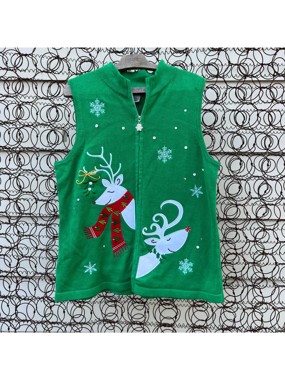 Vintage 90s Nouveaux Cartoon Winter Reindeer Green Sweater Vest Christmas XL